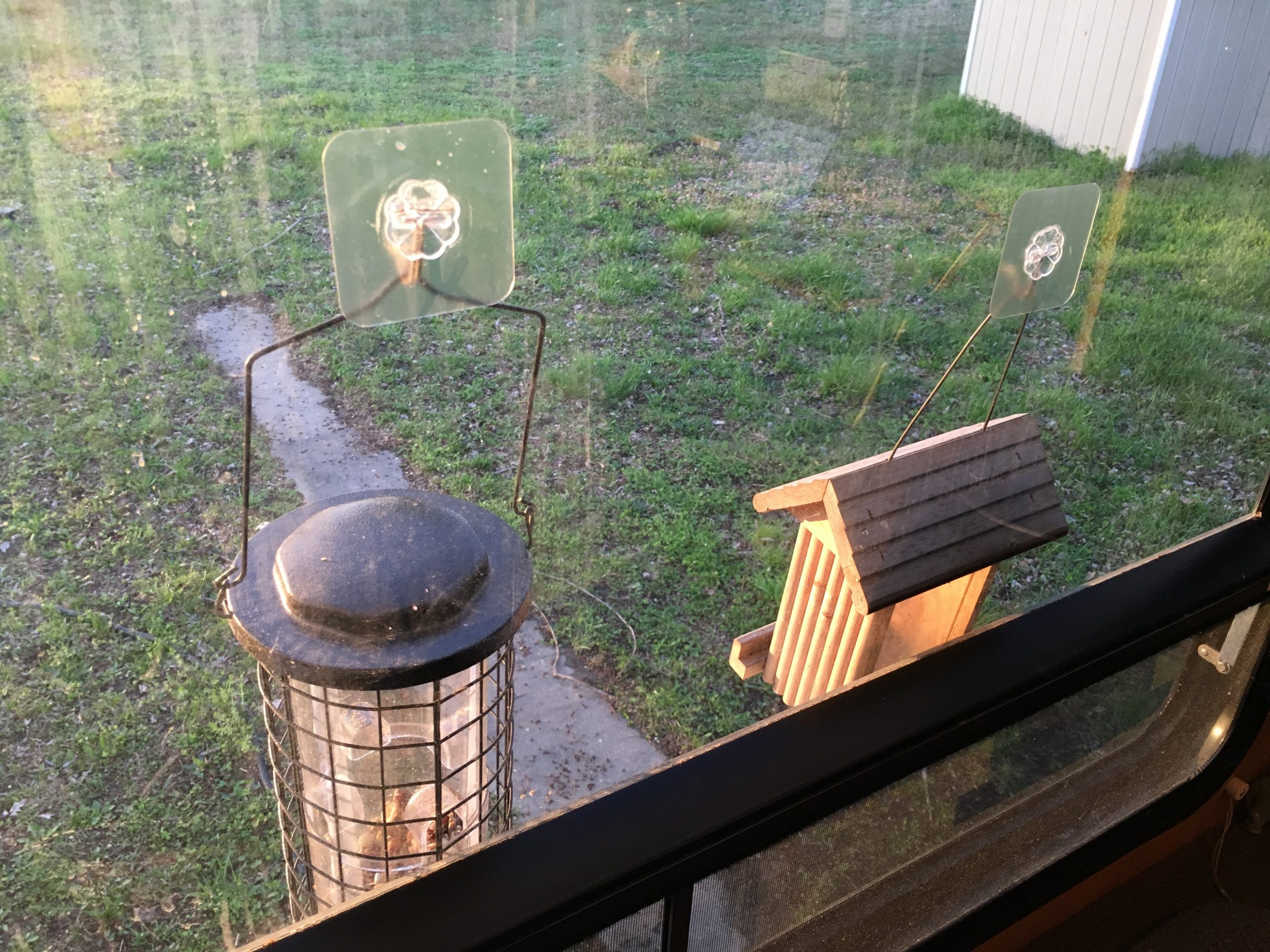 The 8 Best Ways to Hang RV Wall Decor (No Drilling Required!) RV