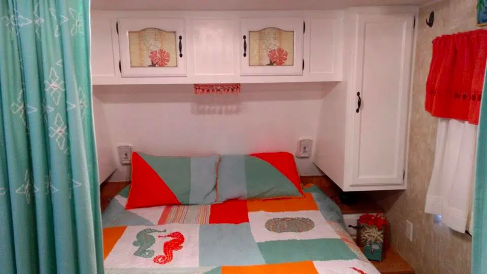 RV bedroom cabinet accents