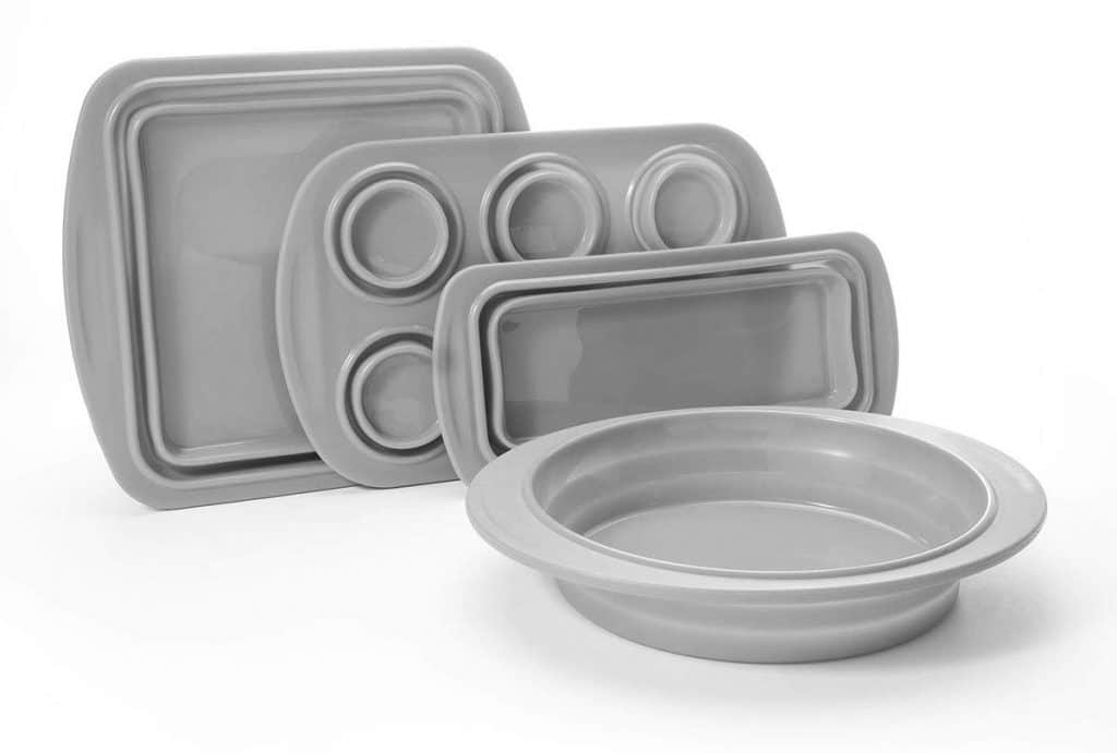 Collapsible Silicone Bakeware Set - Perfect for an RV kitchen