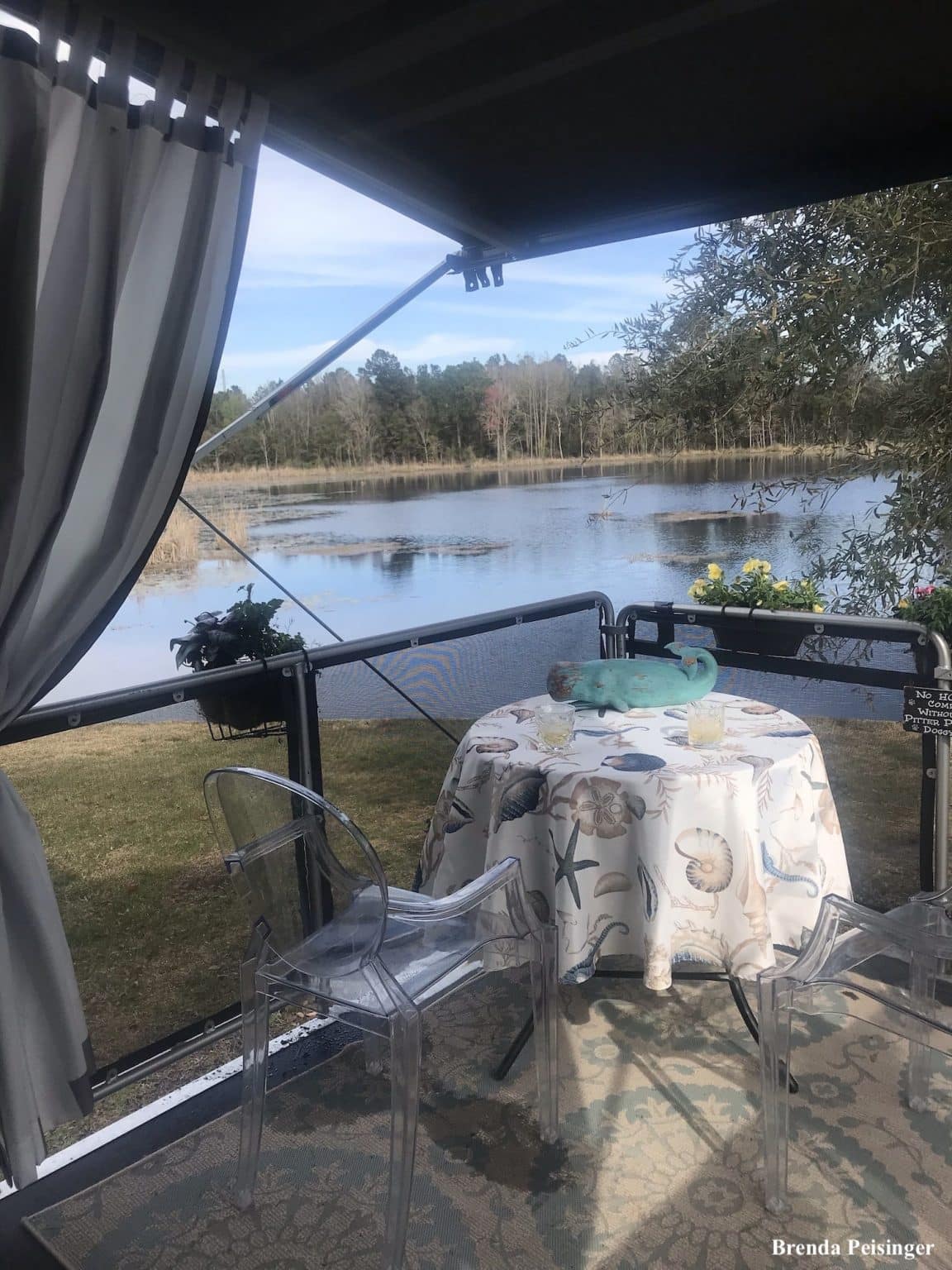 21+ RV Patio Ideas That Will Make Your RV Campsite a Vibe | RV Inspiration