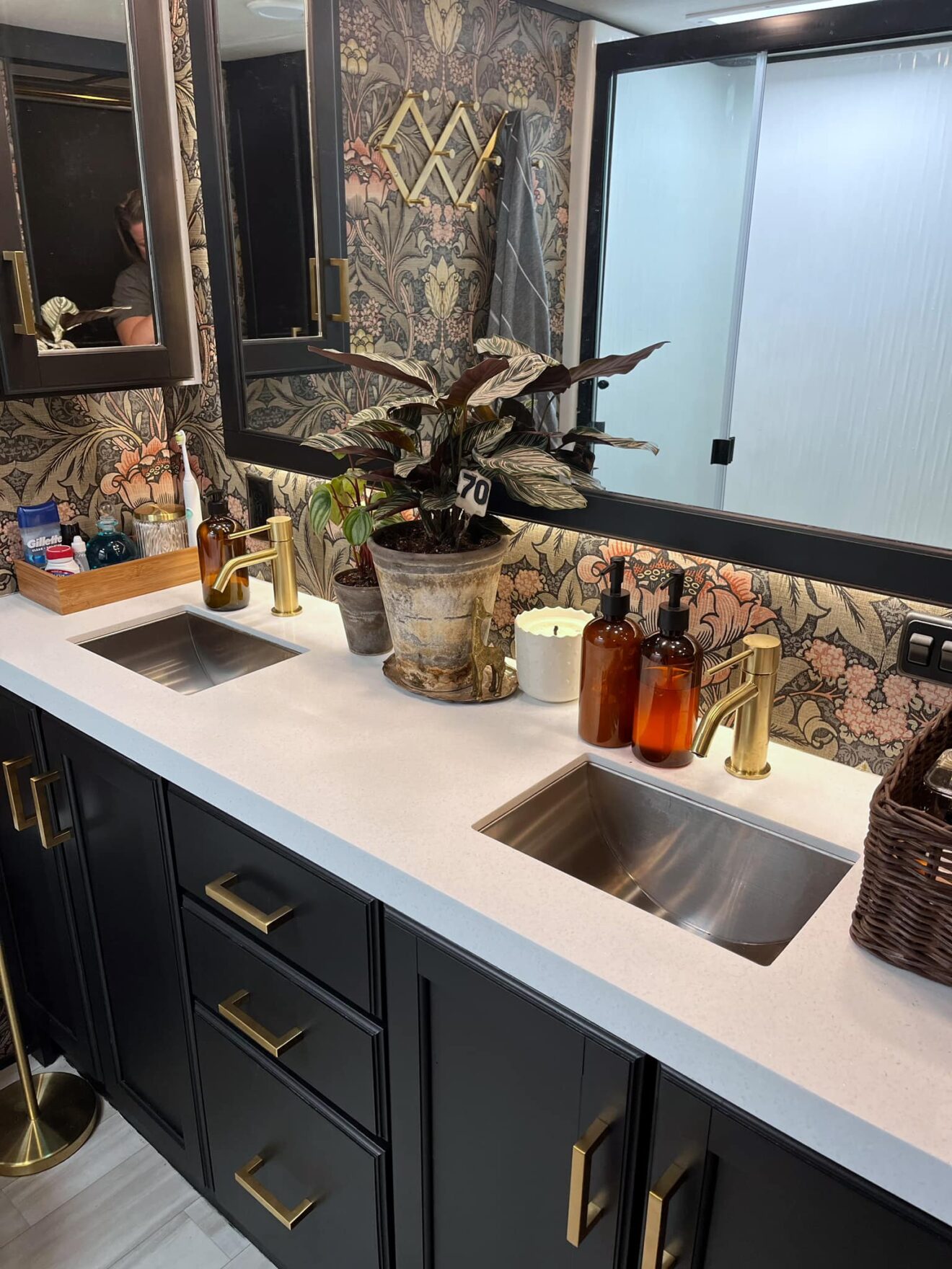 DIY RV Bathroom Sink Replacement Guide + 12 Beautiful RV Sinks | RV ...
