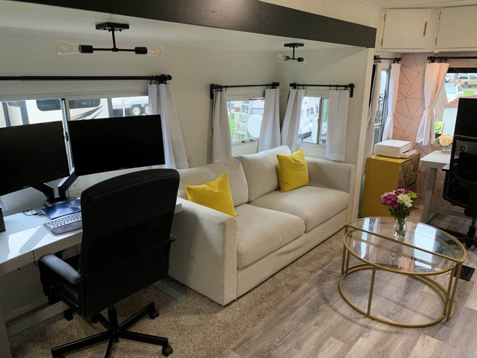 7 Space-Saving RV Dining Booth Mods | RV Inspiration