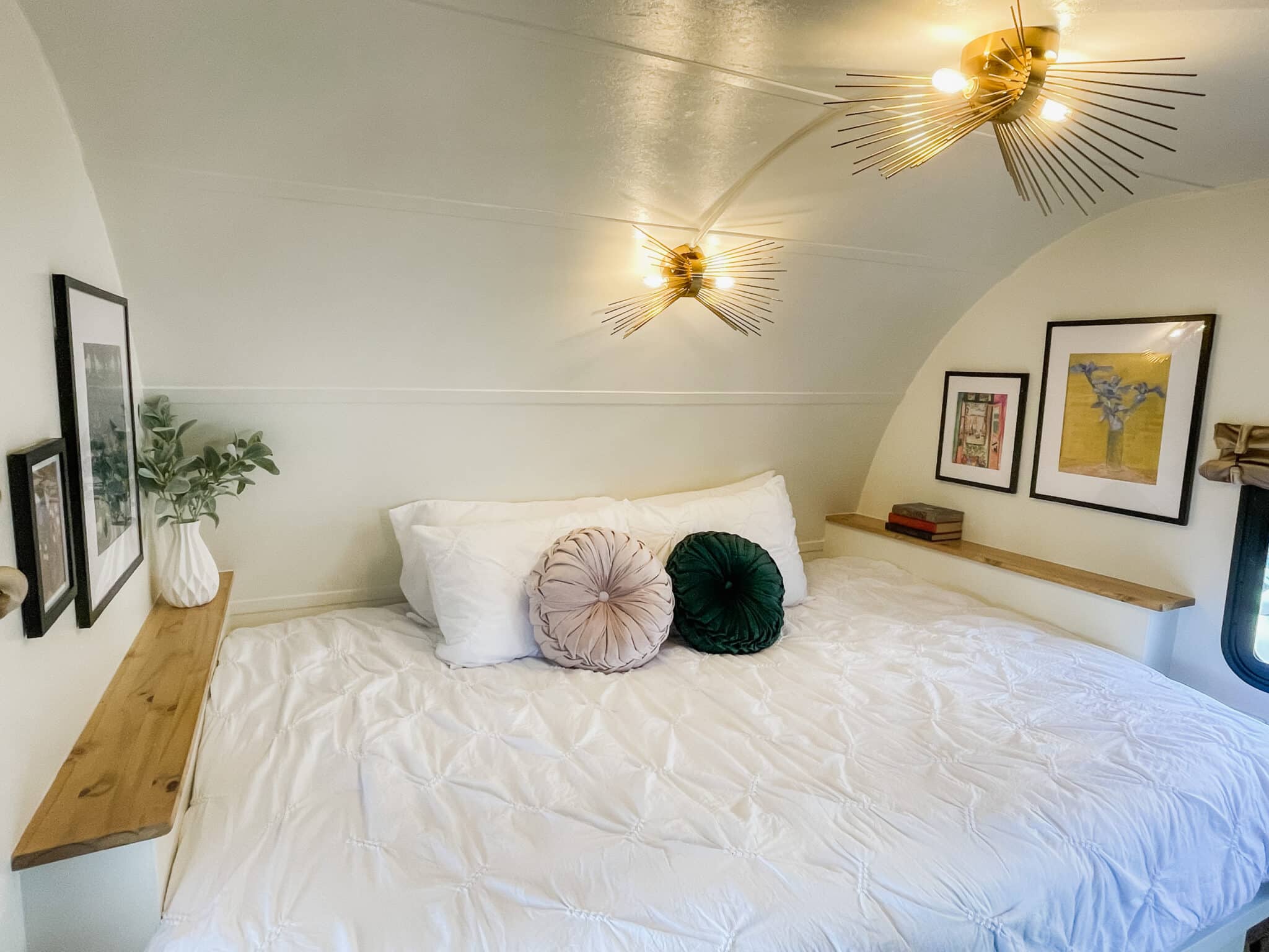 19 Headboard Ideas for Your RV Bedroom Remodel