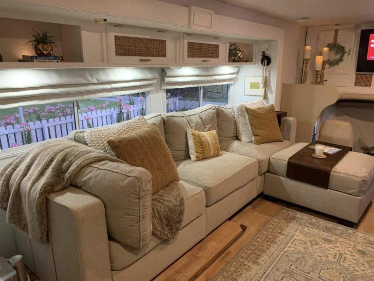 15 Class C Renovation Ideas to Inspire Your Motorhome Makeover | RV ...