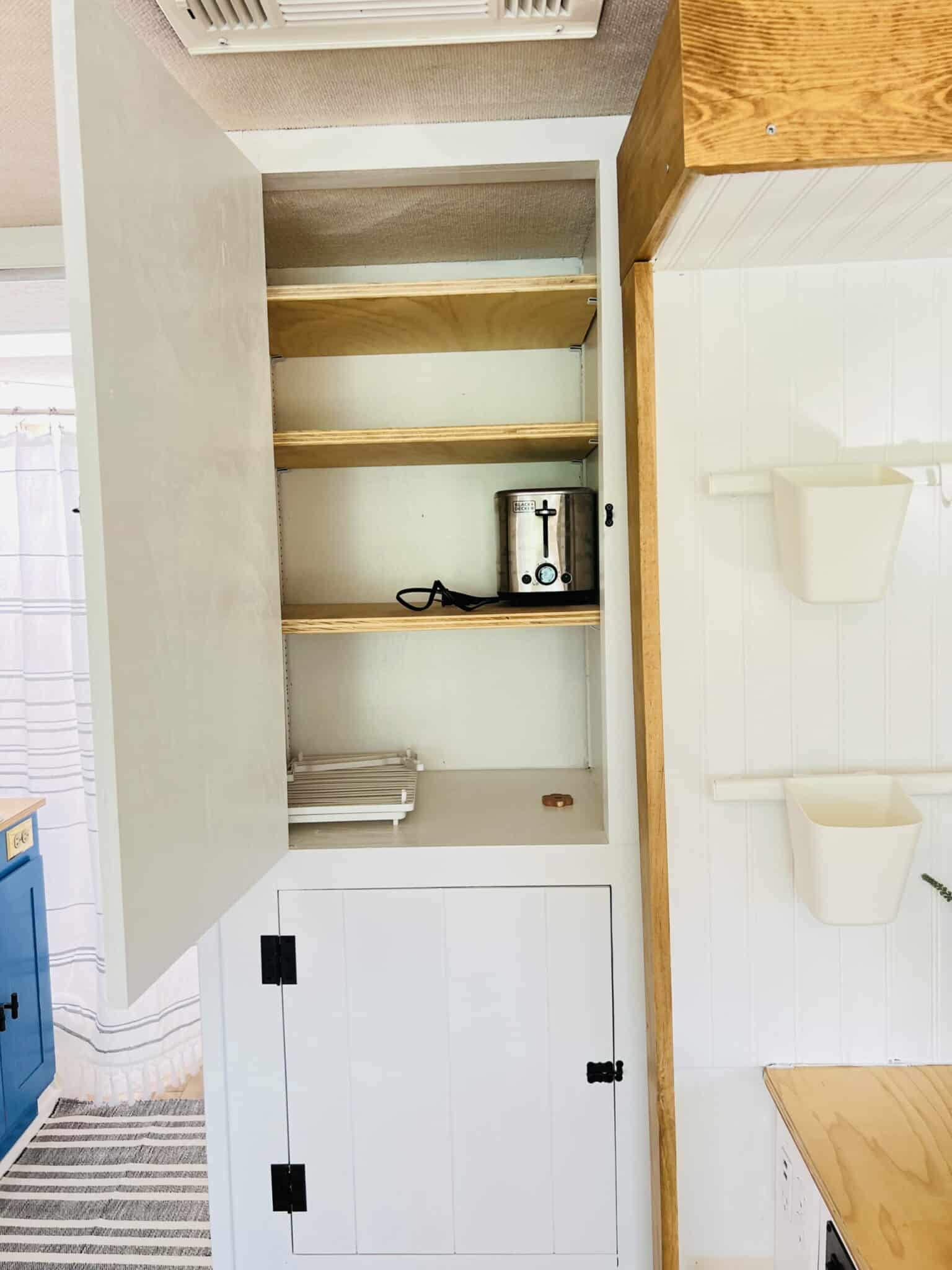 Organizing Rv Pantry 11 Clever Ideas for Organizing RV Cabinets | RV Inspiration
