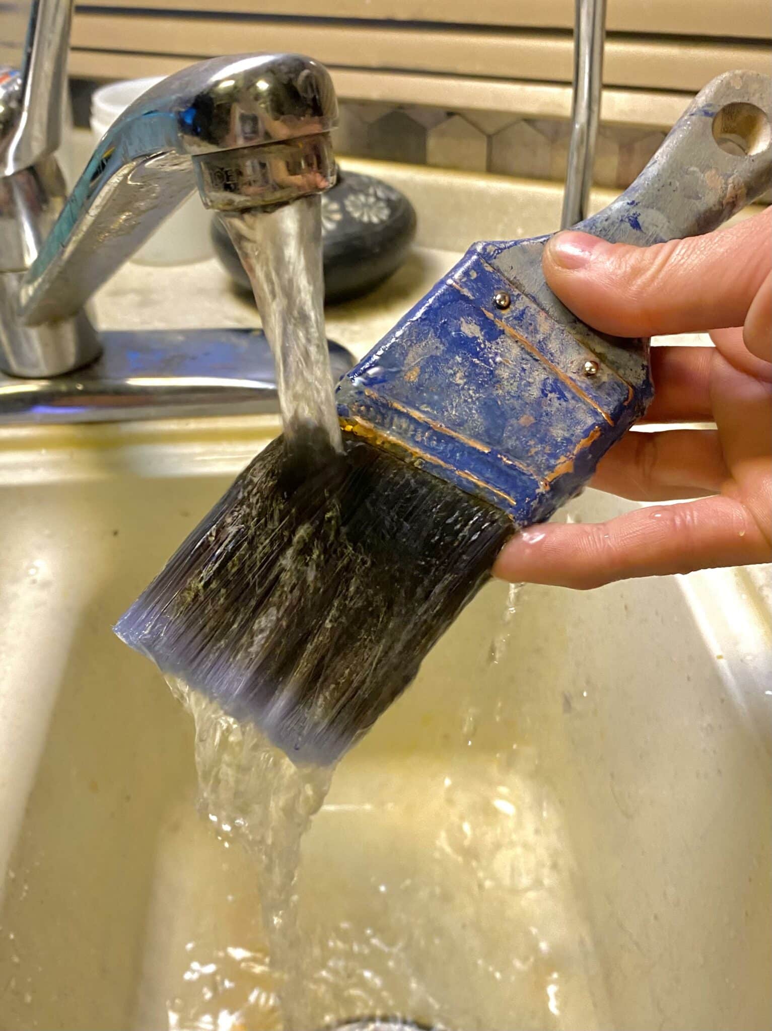 Can you paint over RV wallpaper? Spoiler alert Yes! Here's how. RV