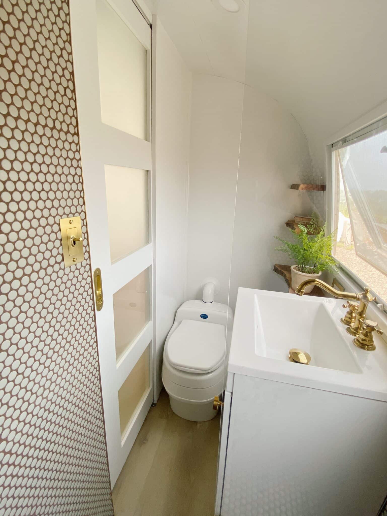 24 Incredible Camper Remodel Before and After Photos | RV Inspiration