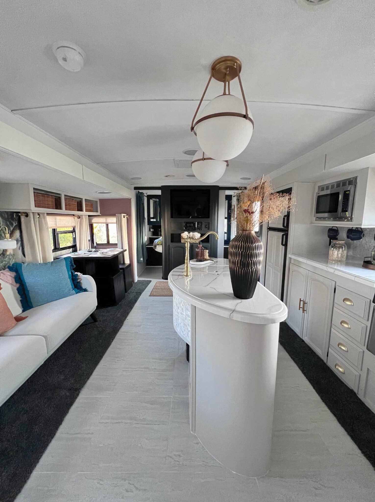 24 Incredible Camper Remodel Before and After Photos | RV Inspiration