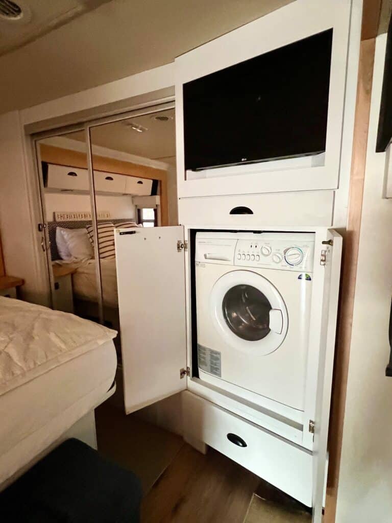 How much solar do you need for your RV? Running a washer / dryer on solar power requires more solar panels.