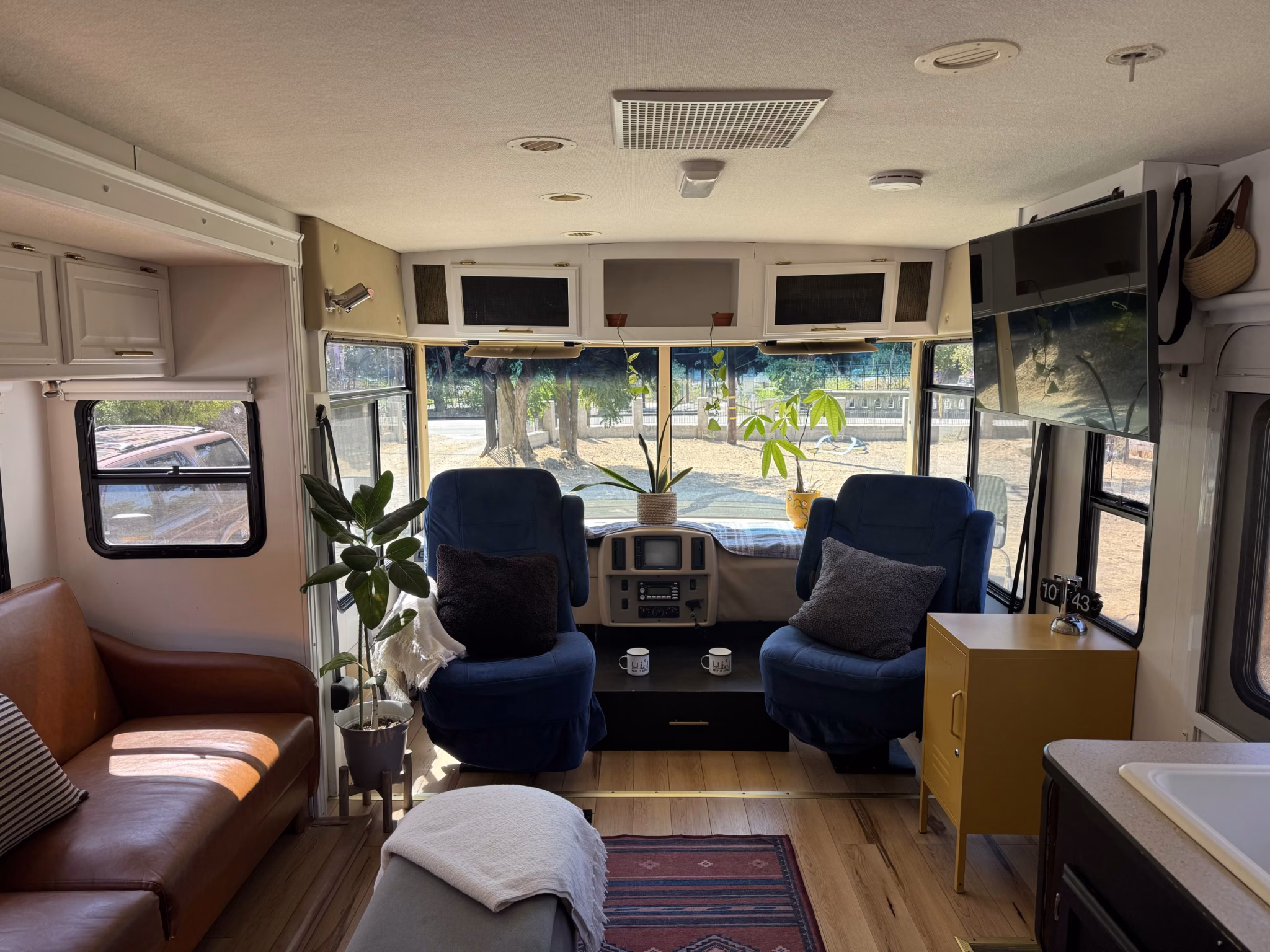 Motorhome Seat Makeover Ideas Featured Image - RV Seat Covers, Replacement Captain's Chairs, and more